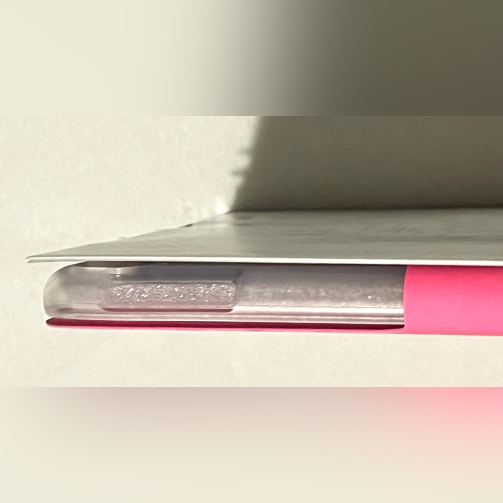 Heyday Vibrant Pink Tablet Case for iPad New in Package NWT - Picture 5 of 10